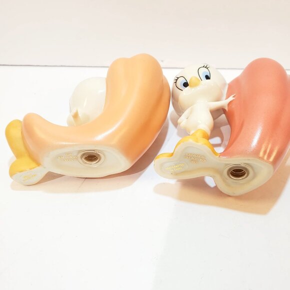 Vintage Lenox Tweety Bird with Hot Chili Peppers Salt & Pepper Shaker Set S03
